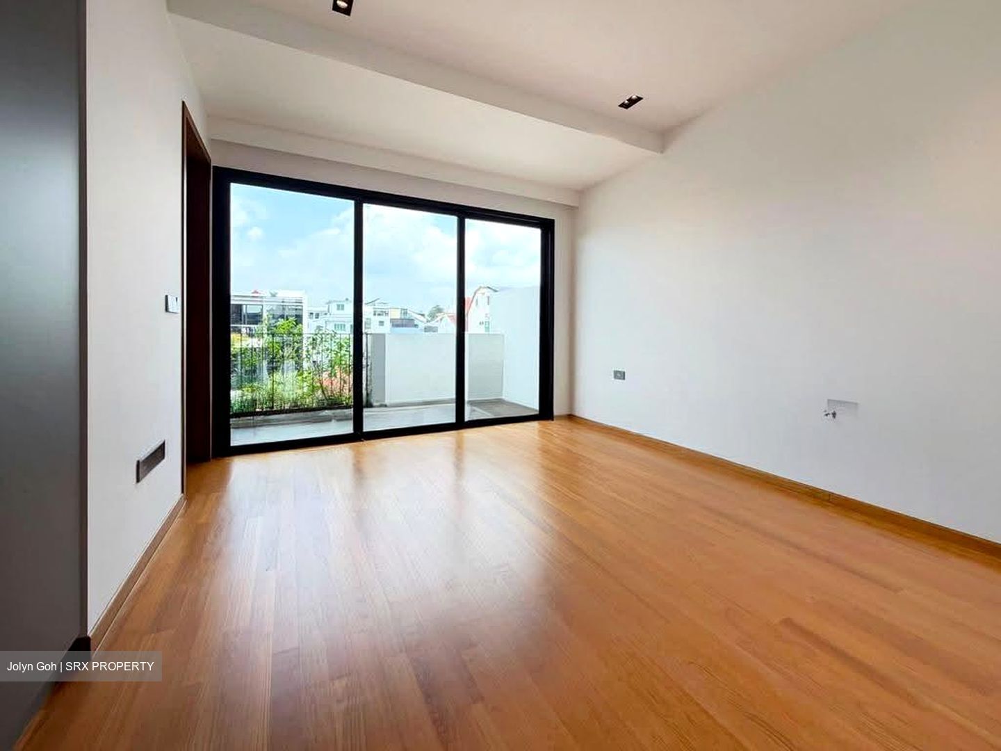 Sembawang Straits Estate (D27), Terrace #606999841